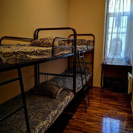 Hostel Yellow-stone